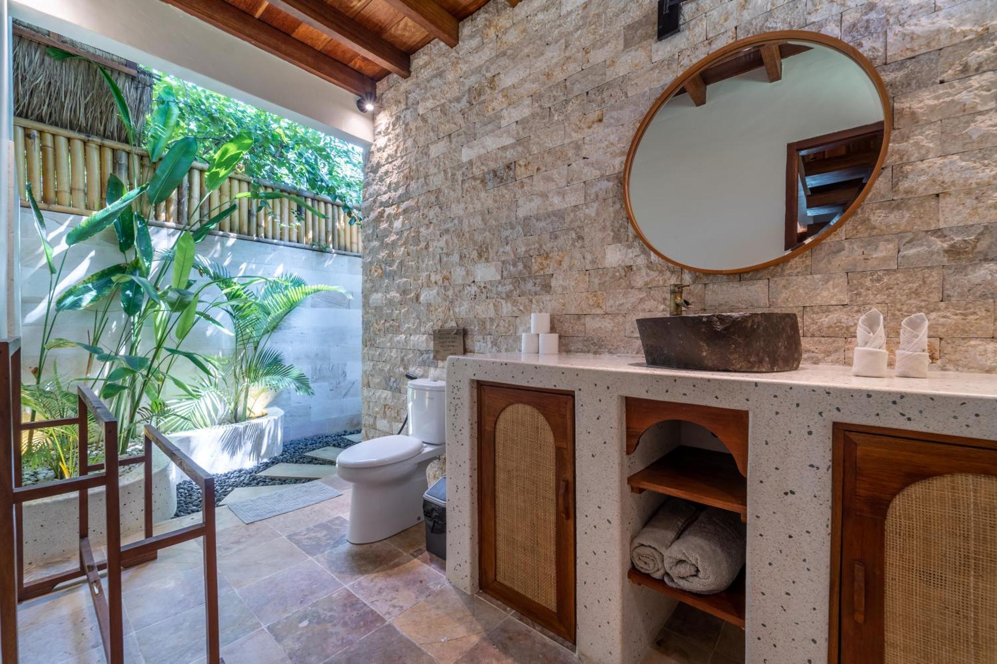 La Villa Loca Gili Air Exterior photo