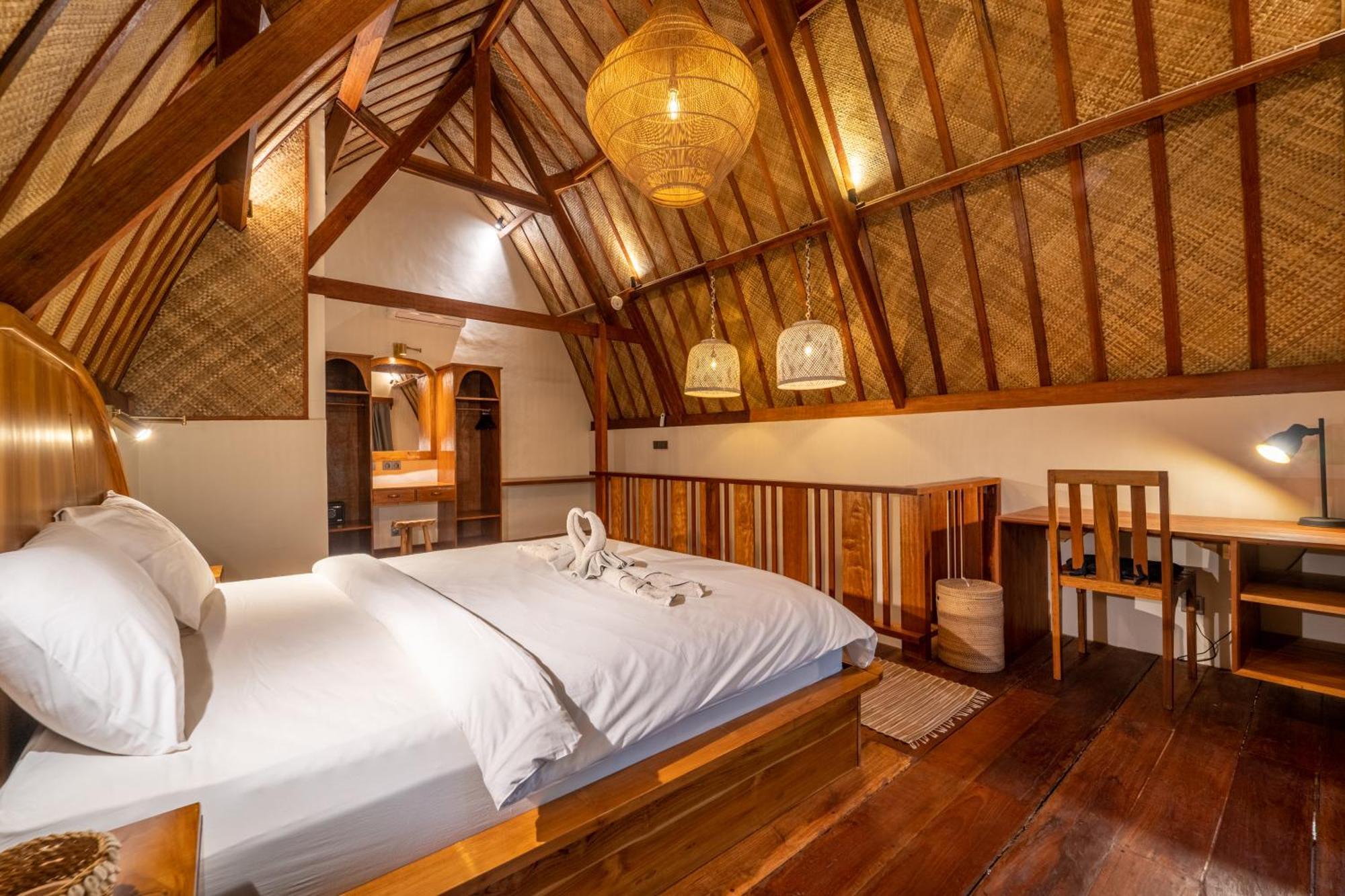 La Villa Loca Gili Air Exterior photo