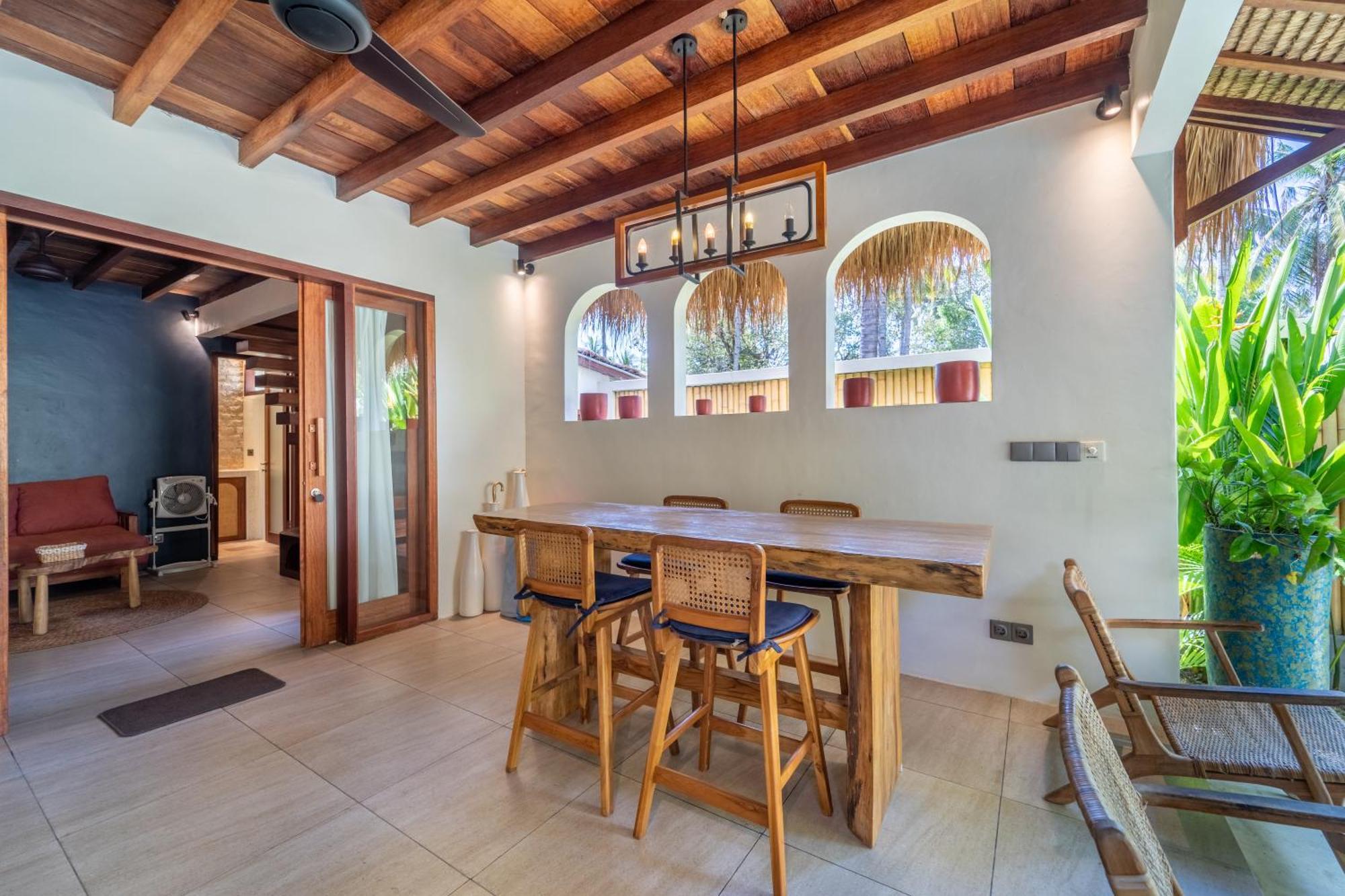 La Villa Loca Gili Air Exterior photo