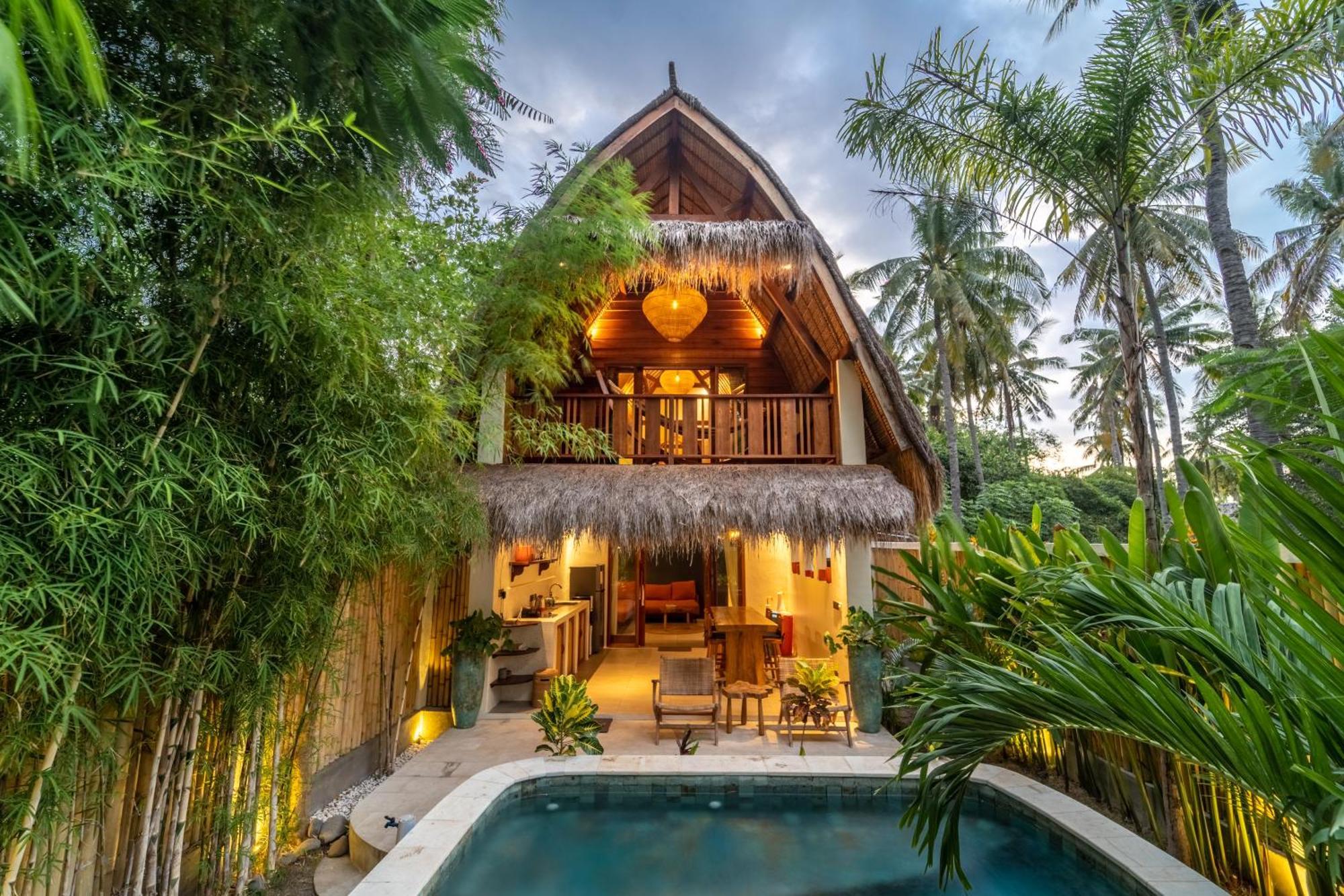 La Villa Loca Gili Air Exterior photo